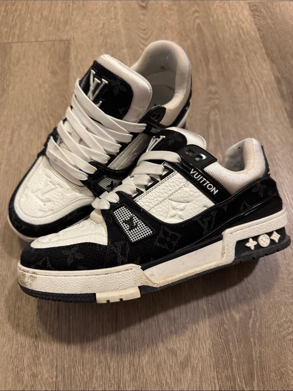 Louis Vuitton Black and White Sneakers with Monogram Accents